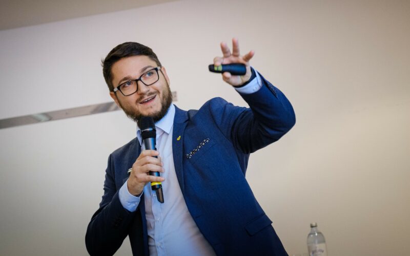 DBU Bits & Brains: Zukunft der Arbeit − wenn die Theorie zur Praxis wird.